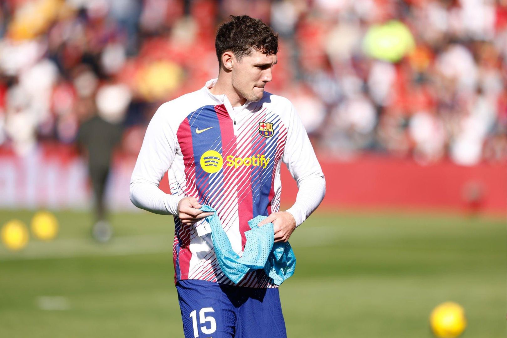 MADRID, SPAIN - NOVEMBER 25: Andreas Christensen of FC Barcelona looks on during the Spanish League, LaLiga EA Sports, football match played between Rayo Vallecano and FC Barcelona at Estadio de Vallecas on November 25, 2023, in Madrid, Spain.