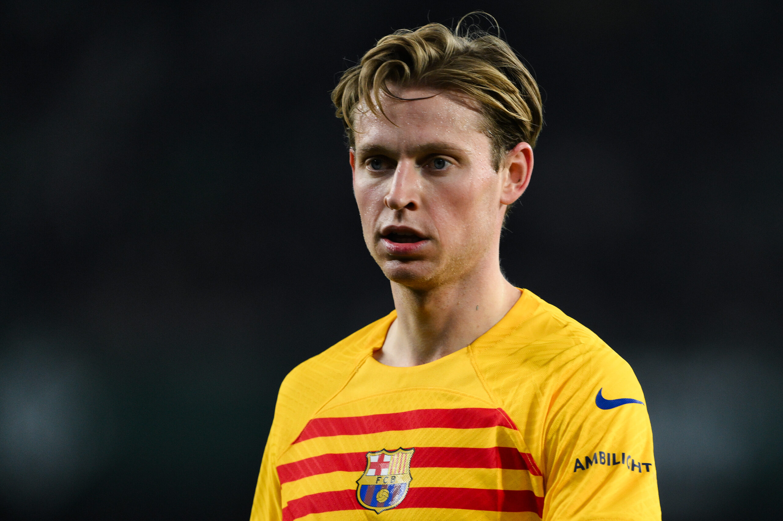 SEVILLE, SPAIN - JANUARY 21: Frenkie de Jong of FC Barcelona looks on during the LaLiga EA Sports match between Real Betis and FC Barcelona at Estadio Benito Villamarin on January 21, 2024 in Seville, Spain.